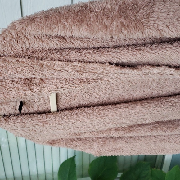 SHEIN Camel Color Long Sherpa Teddy Coat. Oversized SZ.SM. NEW.  P2P-22" - Picture 8 of 10